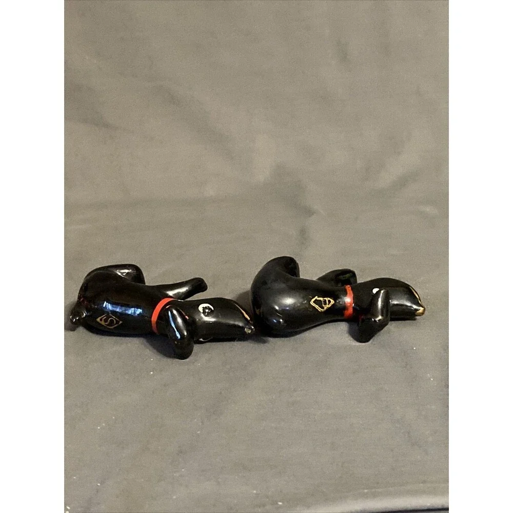 Black Dog Vintage Salt & Pepper Shaker Set Abstract Puppy Dog Japan